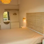 Aristidis Apartments